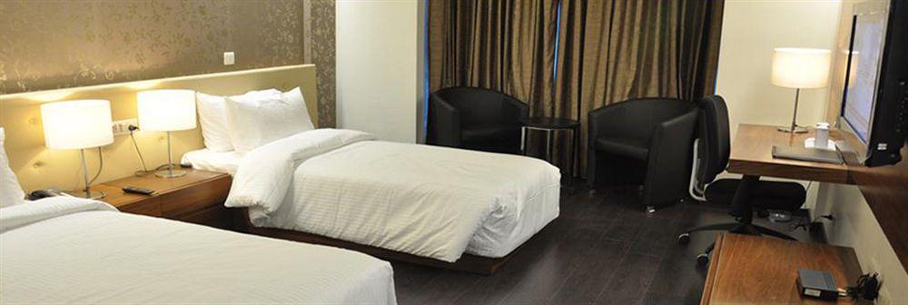Fabhotel Prime Sage Nueva Delhi Exterior foto